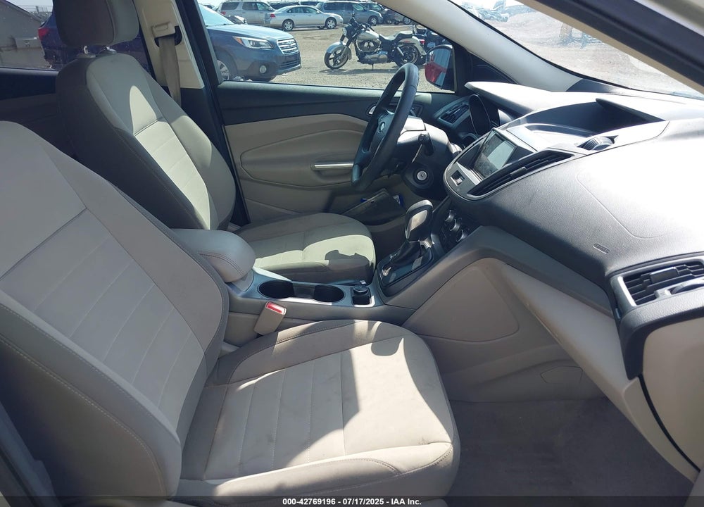2014 FORD ESCAPE VIN: 1FMCU9G91EUC24321