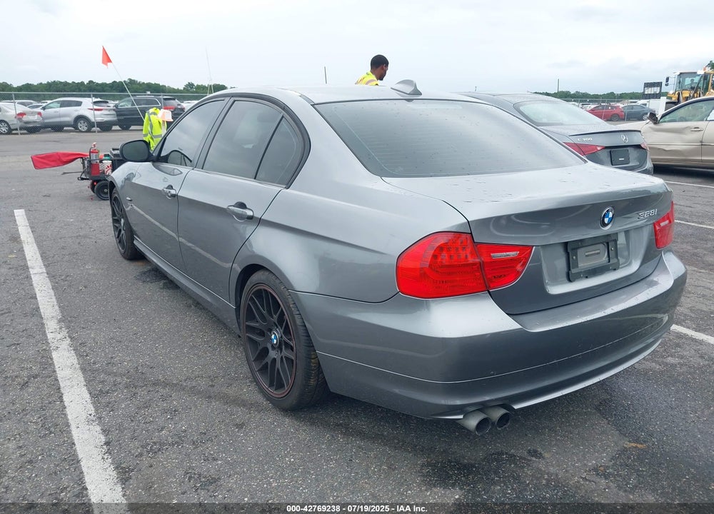 2009 BMW 3 SERIES VIN: WBAPK53589A511215