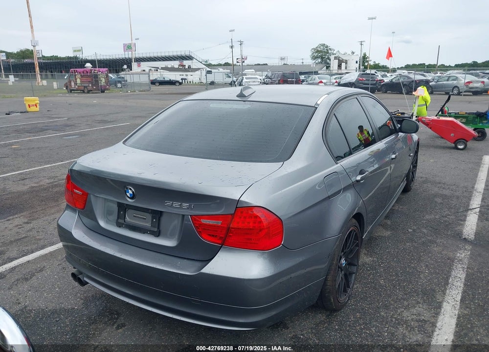 2009 BMW 3 SERIES VIN: WBAPK53589A511215