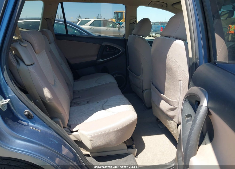2007 TOYOTA RAV4 VIN: JTMZD33V275061318