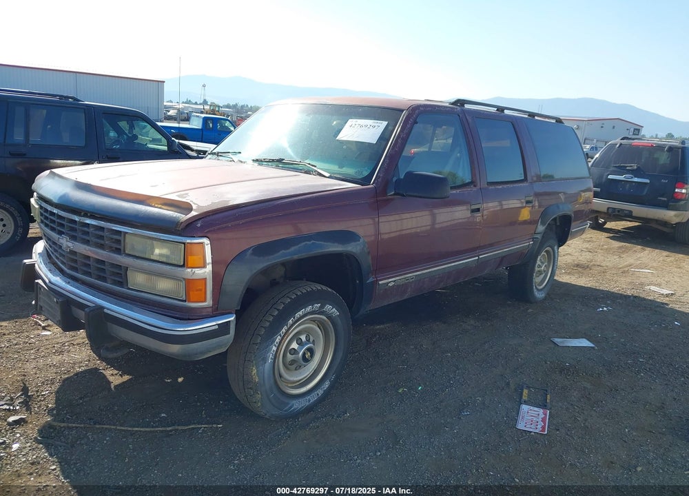 1992 CHEVROLET SUBURBAN K2500 VIN: 1GNGK26NXNJ336853