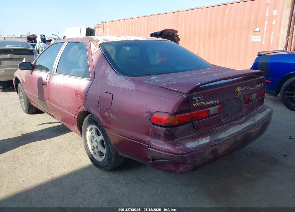 1997 TOYOTA CAMRY LE VIN: JT2BG22K8V0004814