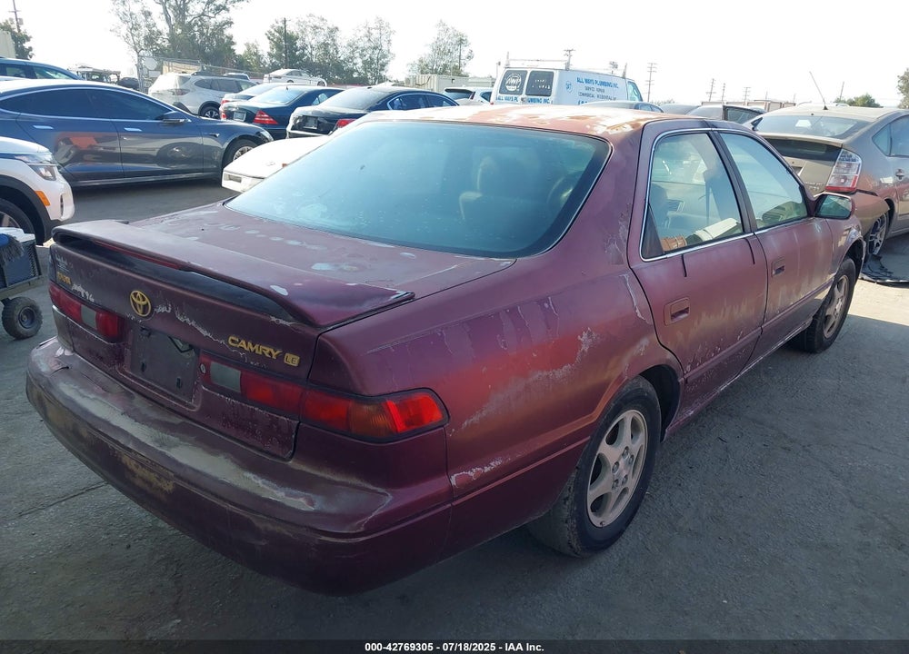 1997 TOYOTA CAMRY LE VIN: JT2BG22K8V0004814