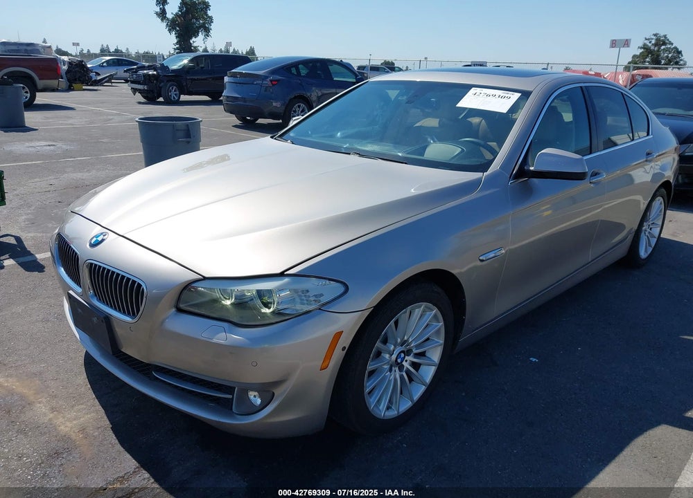 2013 BMW 5 SERIES VIN: WBAFR7C55DC819393