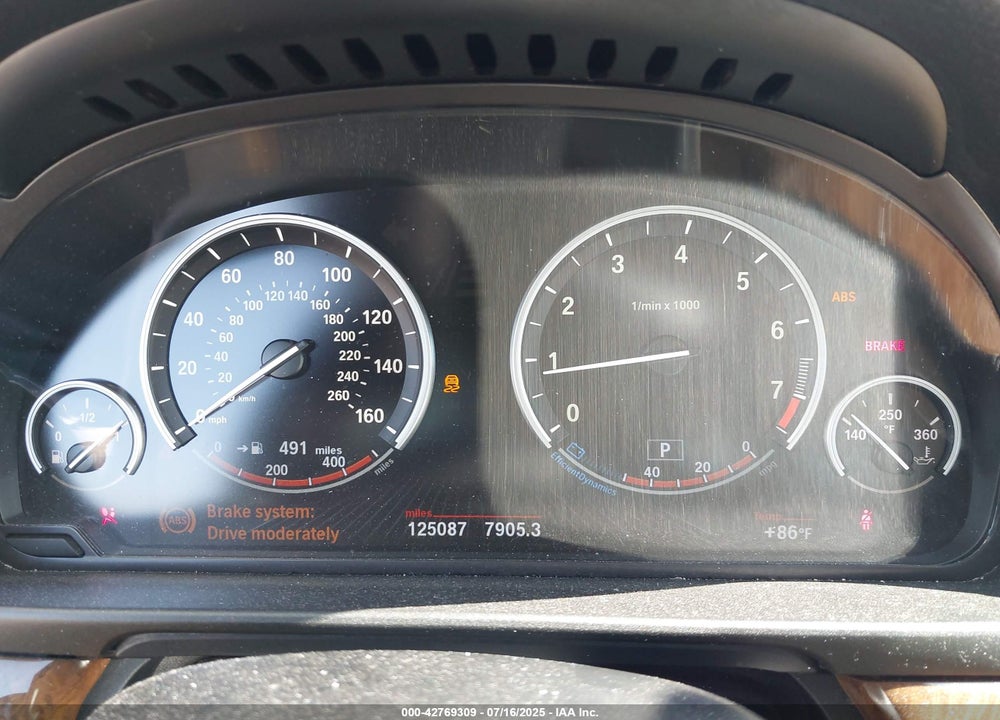 2013 BMW 5 SERIES VIN: WBAFR7C55DC819393