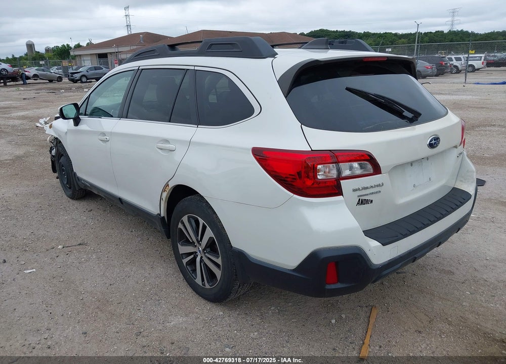 2018 SUBARU OUTBACK VIN: 4S4BSAKC5J3378049