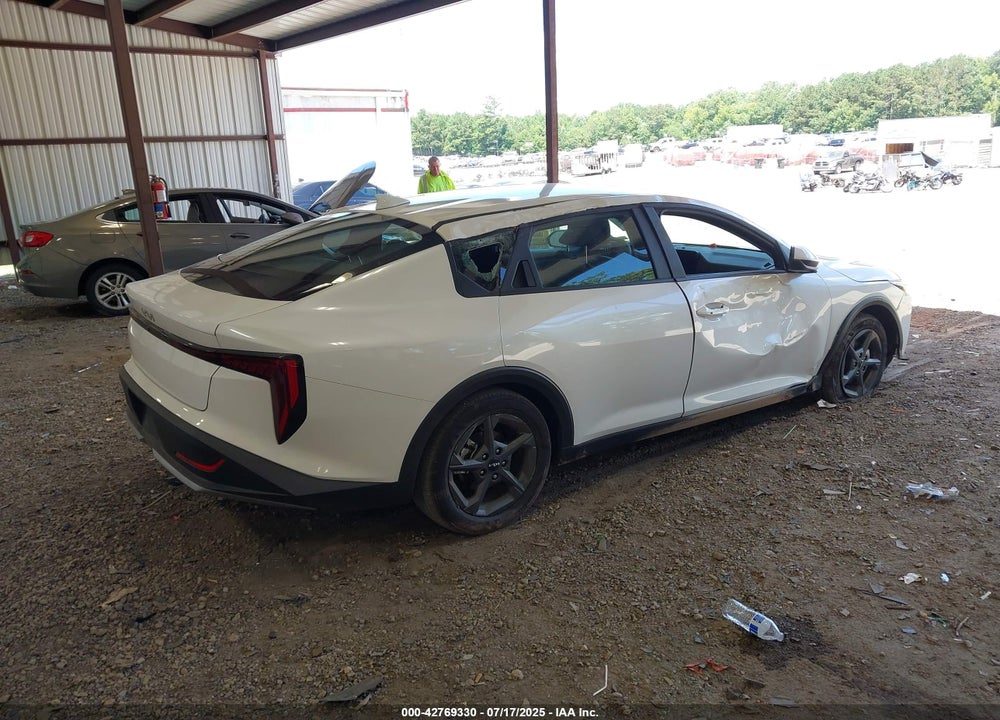 2025 KIA K4 LXS VIN: 3KPFT4DE9SE025617