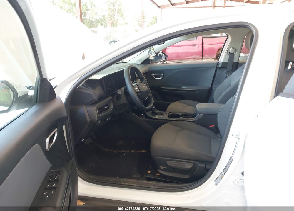 2025 KIA K4 LXS VIN: 3KPFT4DE9SE025617
