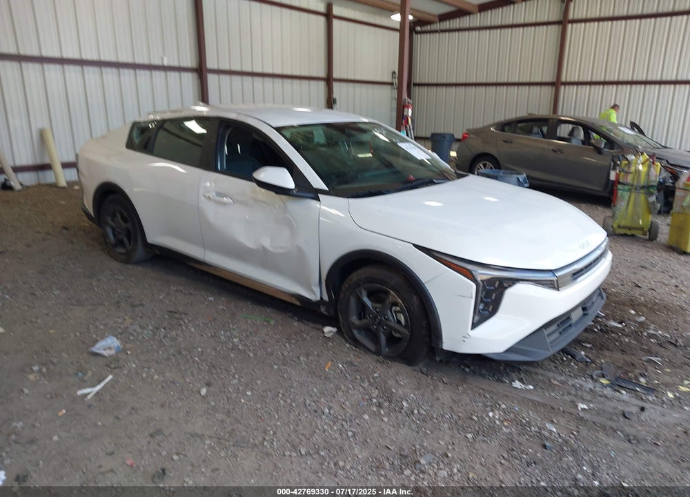 2025 KIA K4 LXS VIN: 3KPFT4DE9SE025617