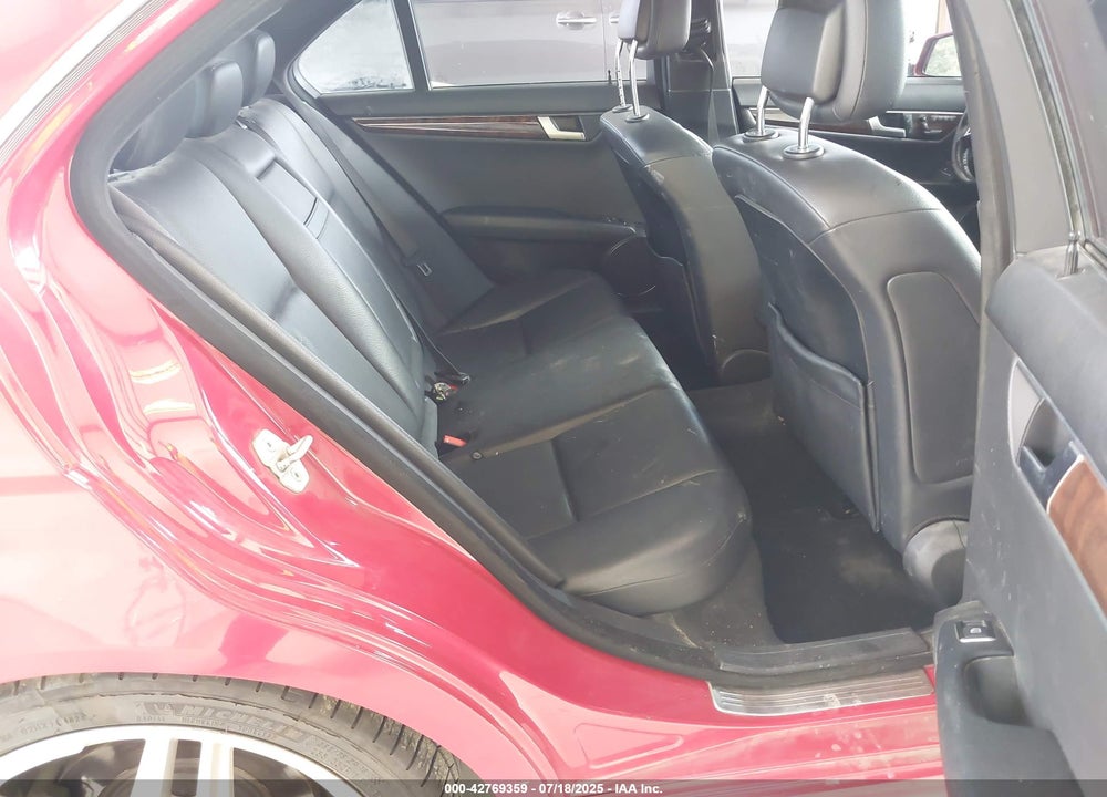 2013 MERCEDES-BENZ C CLASS VIN: WDDGF8AB9DG107899