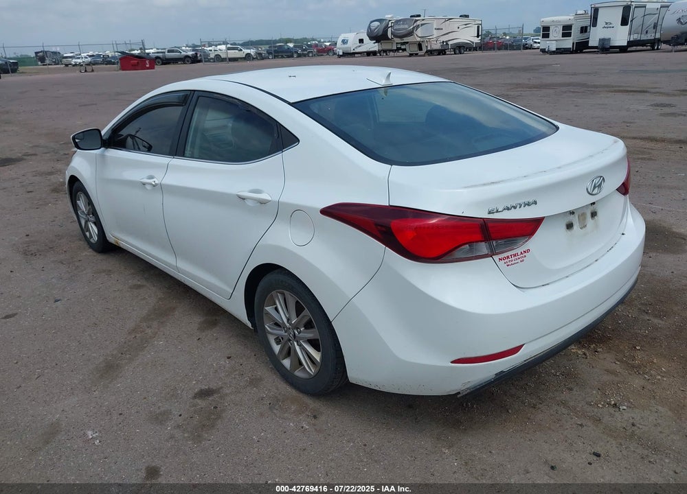 2015 HYUNDAI ELANTRA VIN: 5NPDH4AE1FH592015