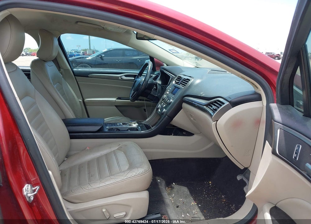 2017 FORD FUSION VIN: 3FA6P0LU5HR165032
