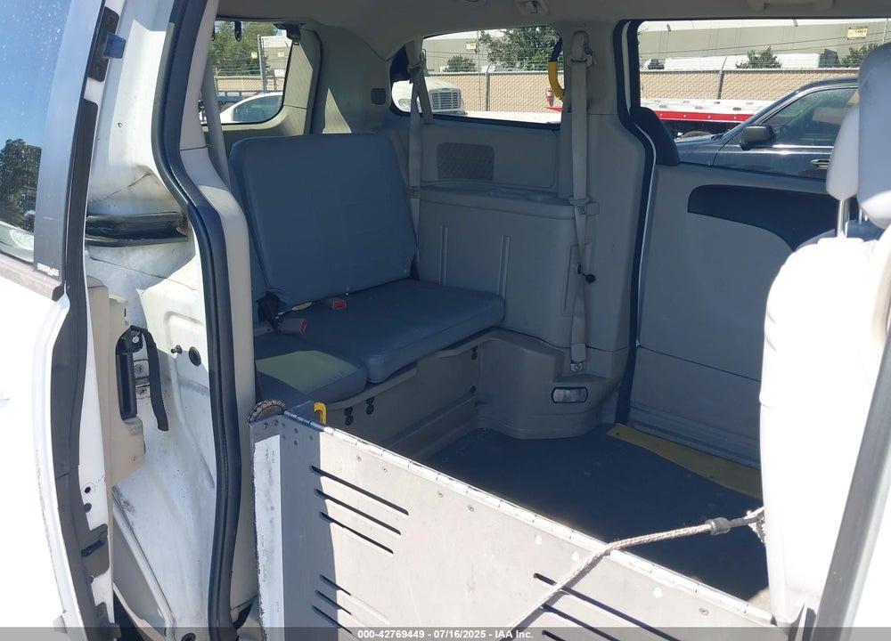 2014 DODGE GRAND CARAVAN SE VIN: 2C7WDGBG2ER220323