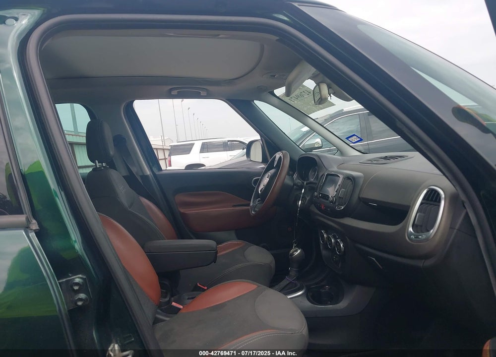 2014 FIAT 500L VIN: ZFBCFADH5EZ017402