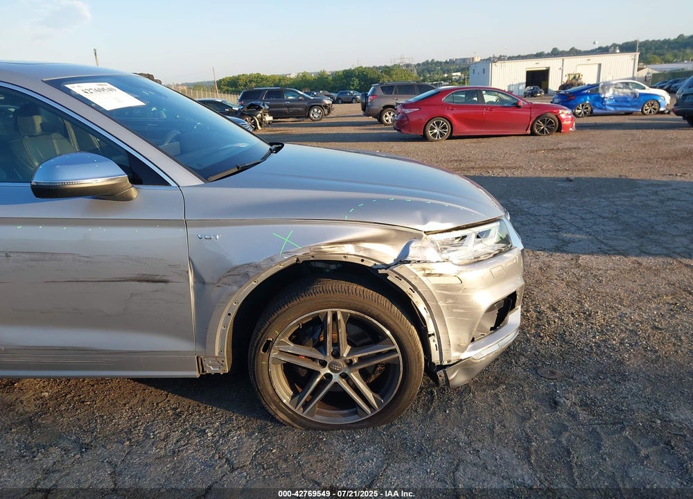 2018 AUDI SQ5 VIN: WA1A4AFY1J2219318