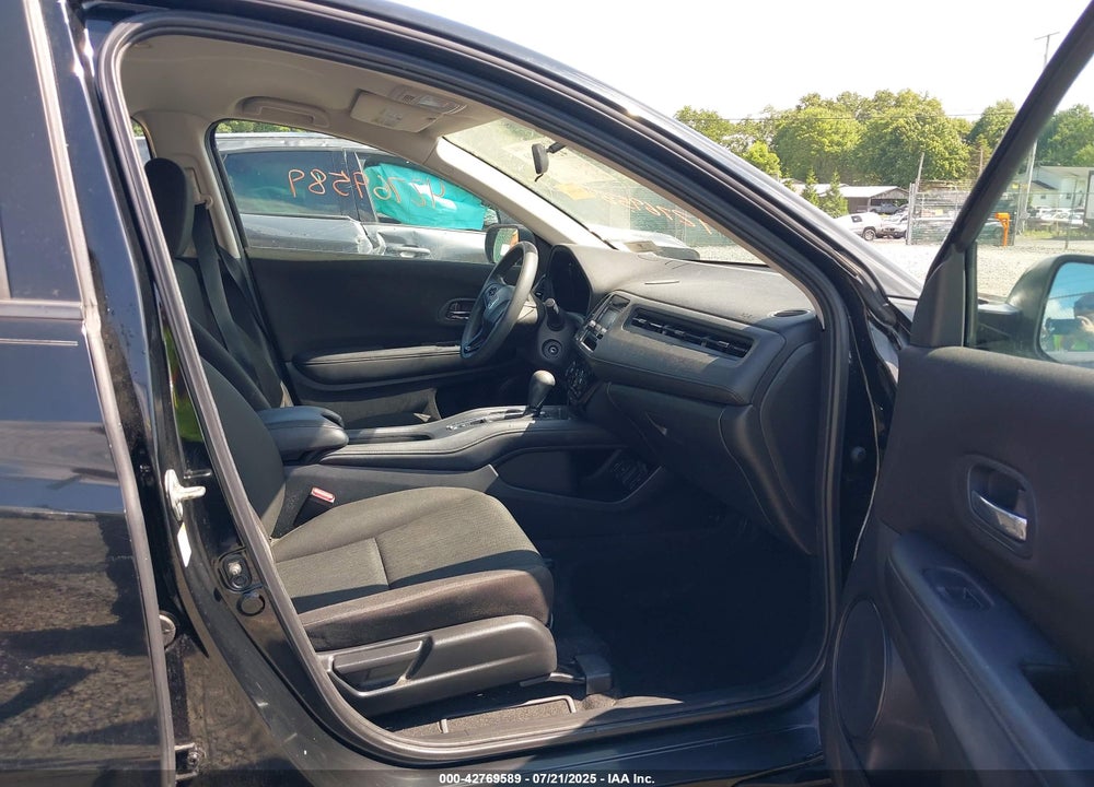 2016 HONDA HR-V VIN: 3CZRU5H32GM701731