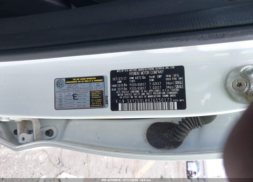 2018 HYUNDAI SANTA FE VIN: 5XYZU3LB9JG550173
