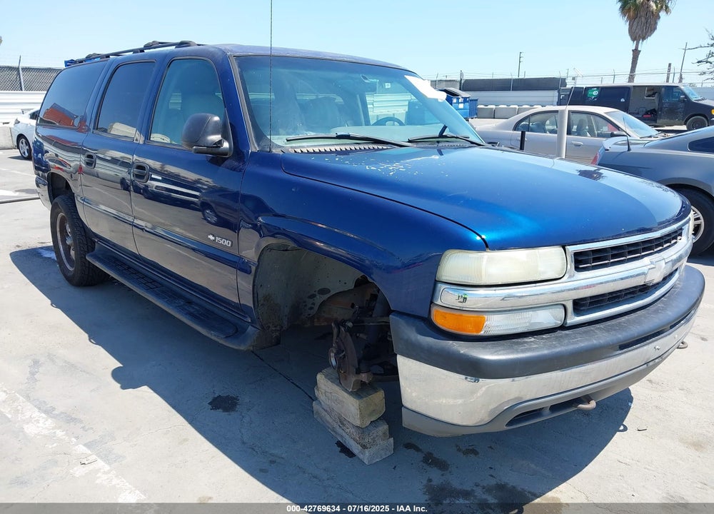 2000 CHEVROLET SUBURBAN 1500 LS VIN: 3GNEC16T4YG171966