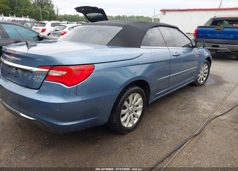 2011 CHRYSLER 200 VIN: 1C3BC2EG9BN610264