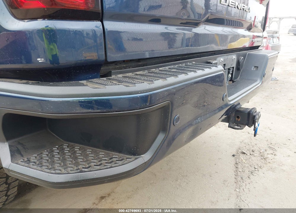 2020 GMC SIERRA 2500HD 4WD  STANDARD BED DENALI VIN: 1GT49REY6LF200831
