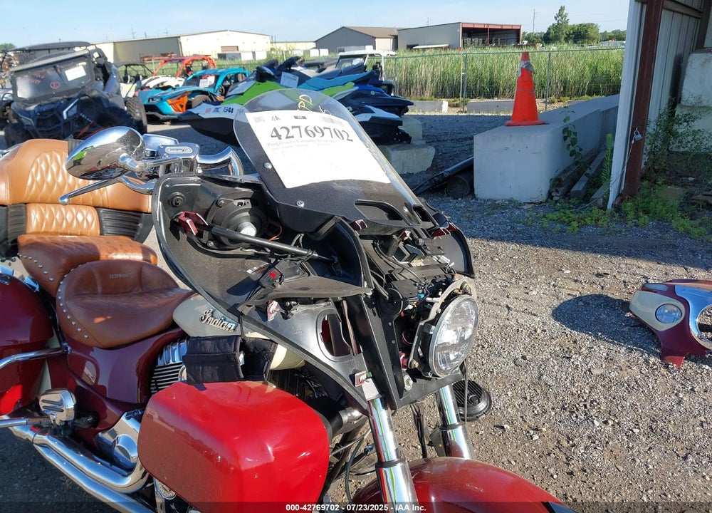 2016 INDIAN MOTORCYCLE CO. ROADMASTER VIN: 56KTRAAA0G3333284