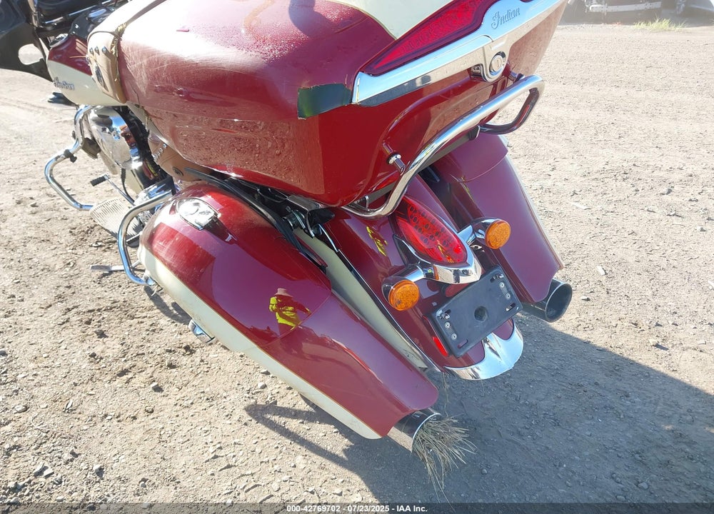 2016 INDIAN MOTORCYCLE CO. ROADMASTER VIN: 56KTRAAA0G3333284