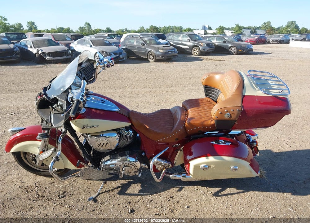2016 INDIAN MOTORCYCLE CO. ROADMASTER VIN: 56KTRAAA0G3333284