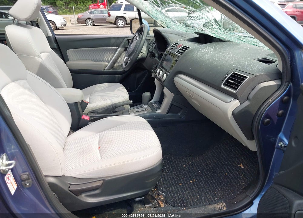2018 SUBARU FORESTER VIN: JF2SJAGC1JH582240