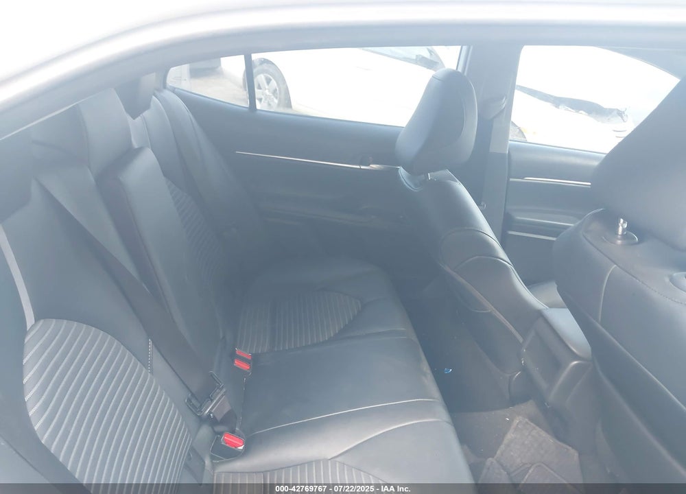 2020 TOYOTA CAMRY VIN: 4T1G11AK4LU400556