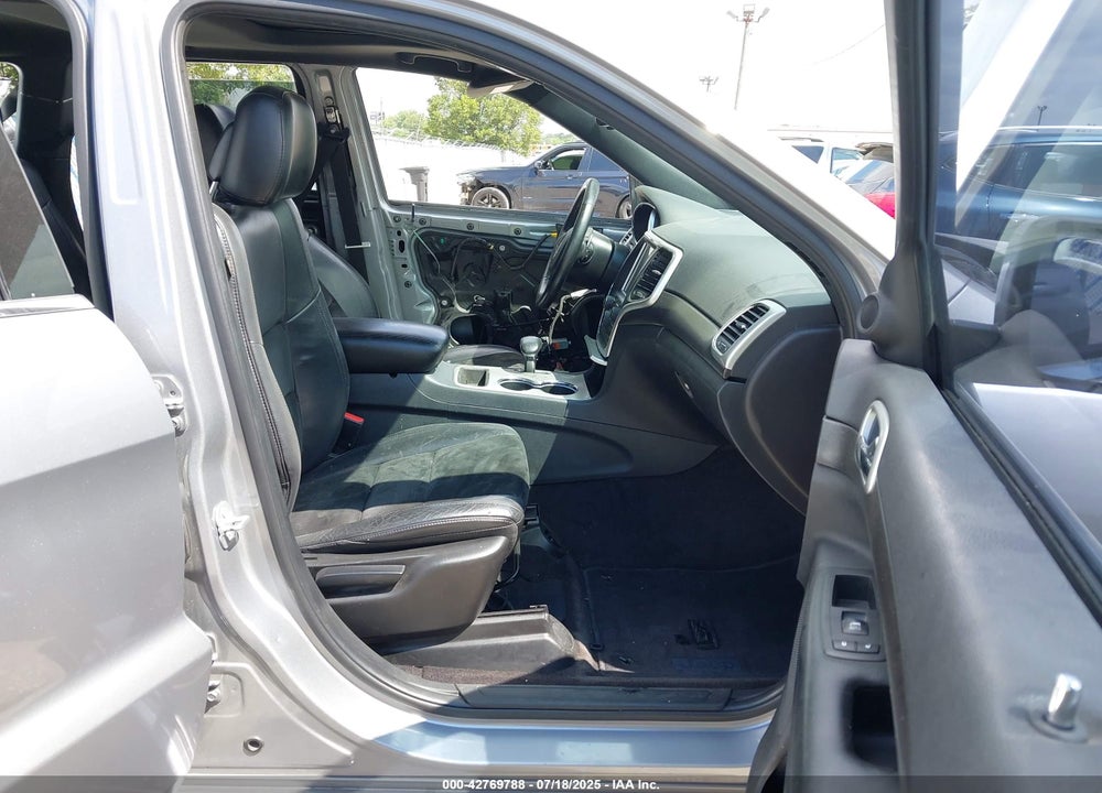 2015 JEEP GRAND CHEROKEE ALTITUDE VIN: 1C4RJFAG4FC225287