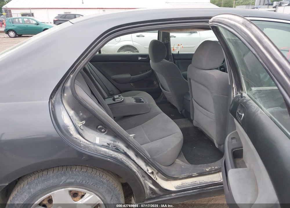 2005 HONDA ACCORD 2.4 LX VIN: 1HGCM56485A024414