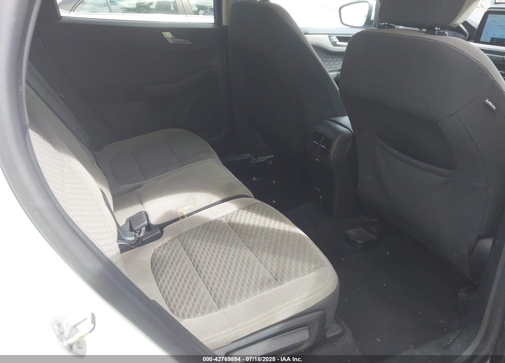 2020 FORD ESCAPE VIN: 1FMCU9G64LUA38355