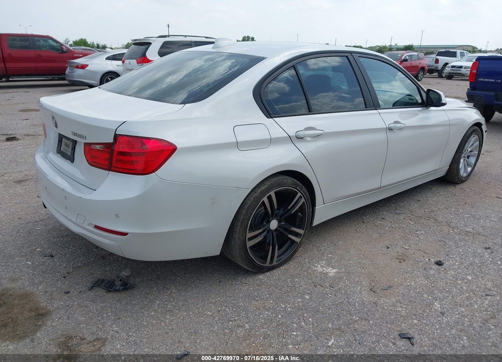 2013 BMW 3 SERIES VIN: WBA3C1G55DNR44488