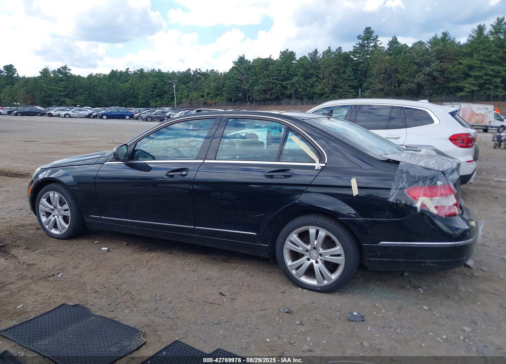2008 MERCEDES-BENZ C 300 LUXURY/SPORT VIN: WDDGF54X68F018051