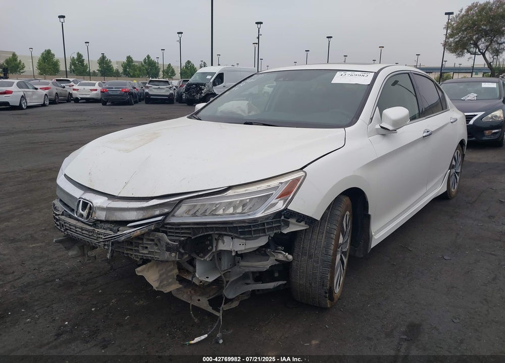 2017 HONDA ACCORD HYBRID TOURING VIN: JHMCR6F72HC023928