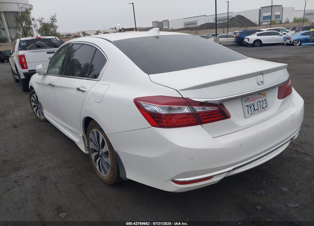 2017 HONDA ACCORD HYBRID TOURING VIN: JHMCR6F72HC023928