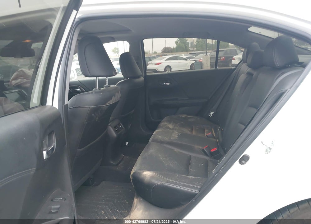 2017 HONDA ACCORD HYBRID TOURING VIN: JHMCR6F72HC023928
