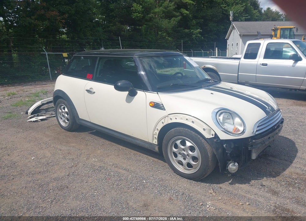 2010 MINI COOPER VIN: WMWMF3C50ATZ26274