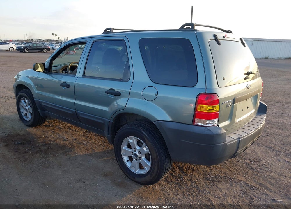 2005 FORD ESCAPE XLT VIN: 1FMYU03195KA66677