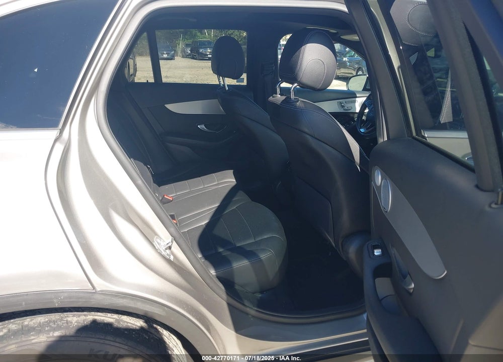 2019 MERCEDES-BENZ GLC CLASS VIN: WDC0G4KB8KV163867