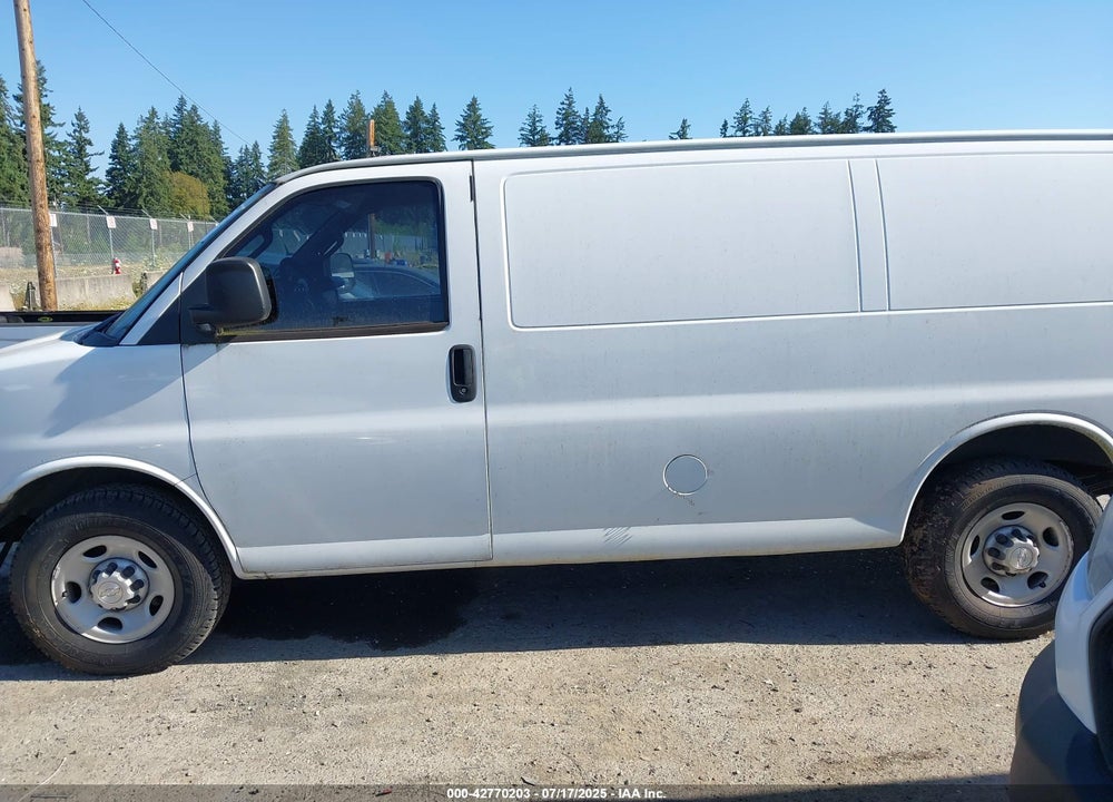 2017 CHEVROLET EXPRESS 2500 WORK VAN VIN: 1GCWGAFF5H1326857