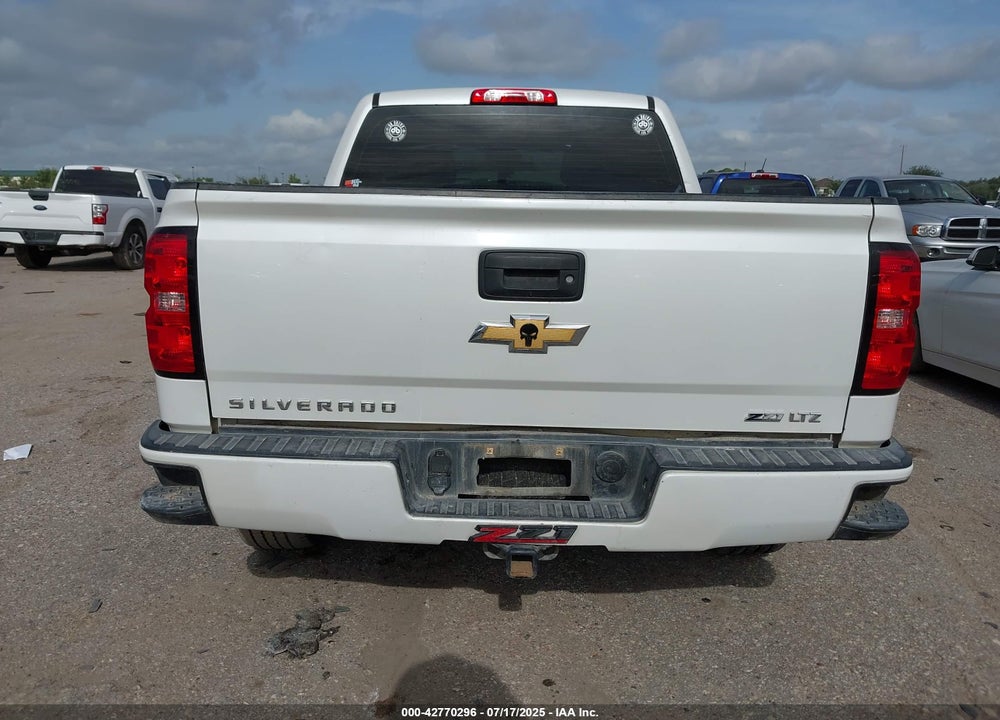 2018 CHEVROLET SILVERADO 1500 VIN: 3GCUKREC8JG212063