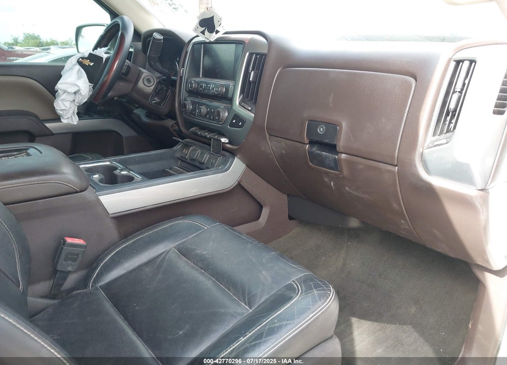 2018 CHEVROLET SILVERADO 1500 VIN: 3GCUKREC8JG212063