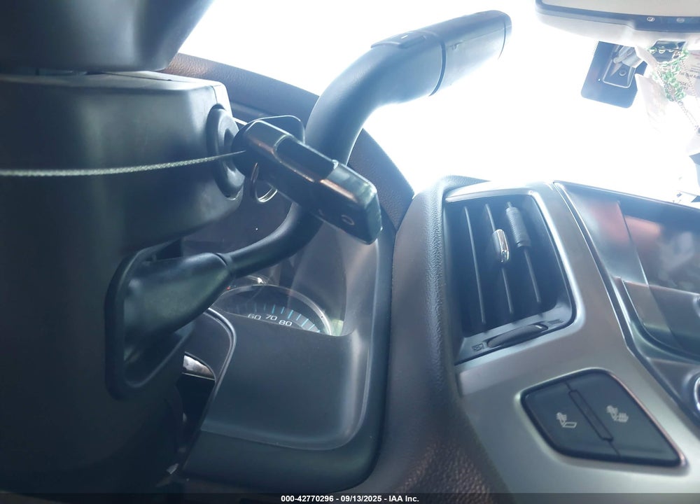 2018 CHEVROLET SILVERADO 1500 VIN: 3GCUKREC8JG212063