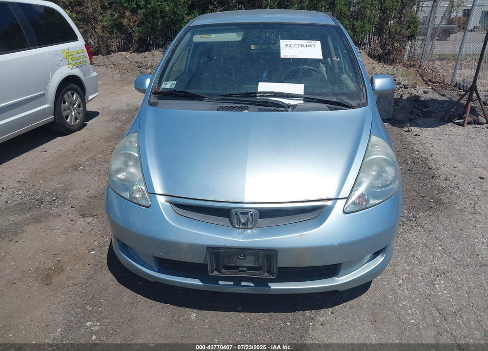 2007 HONDA FIT VIN: JHMGD38487S058706