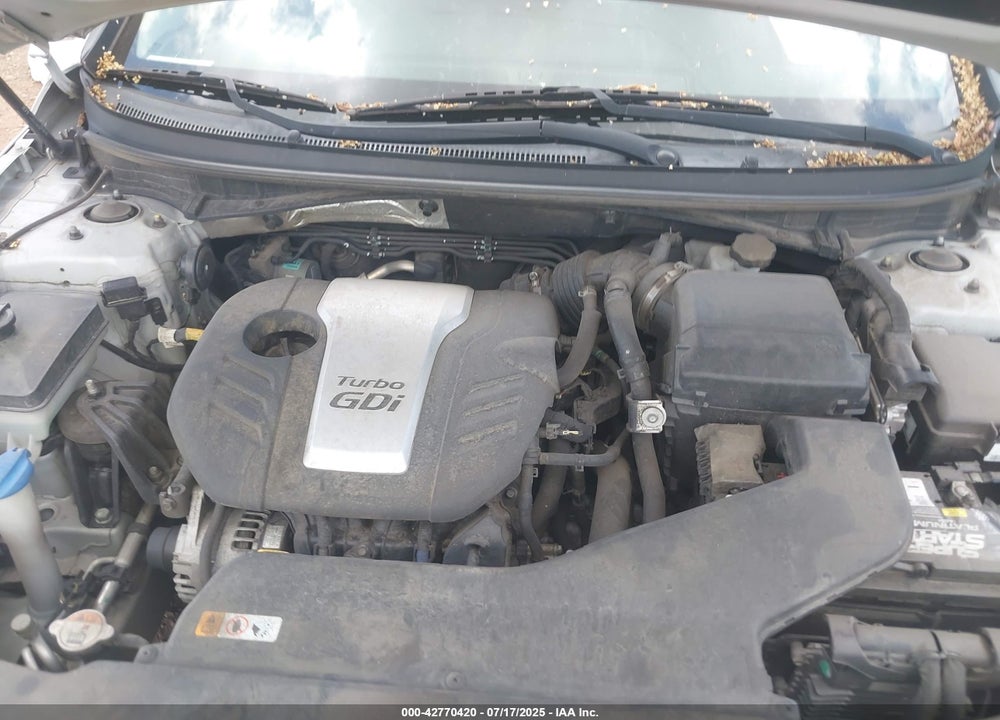 2015 HYUNDAI SONATA VIN: 5NPE24AA2FH170550