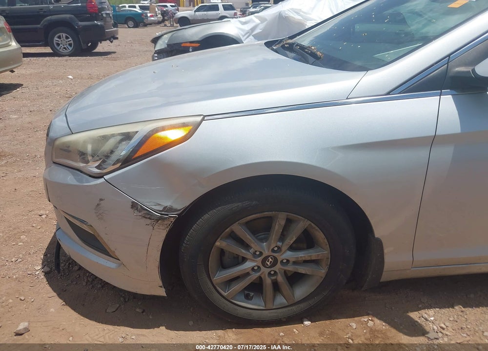 2015 HYUNDAI SONATA VIN: 5NPE24AA2FH170550