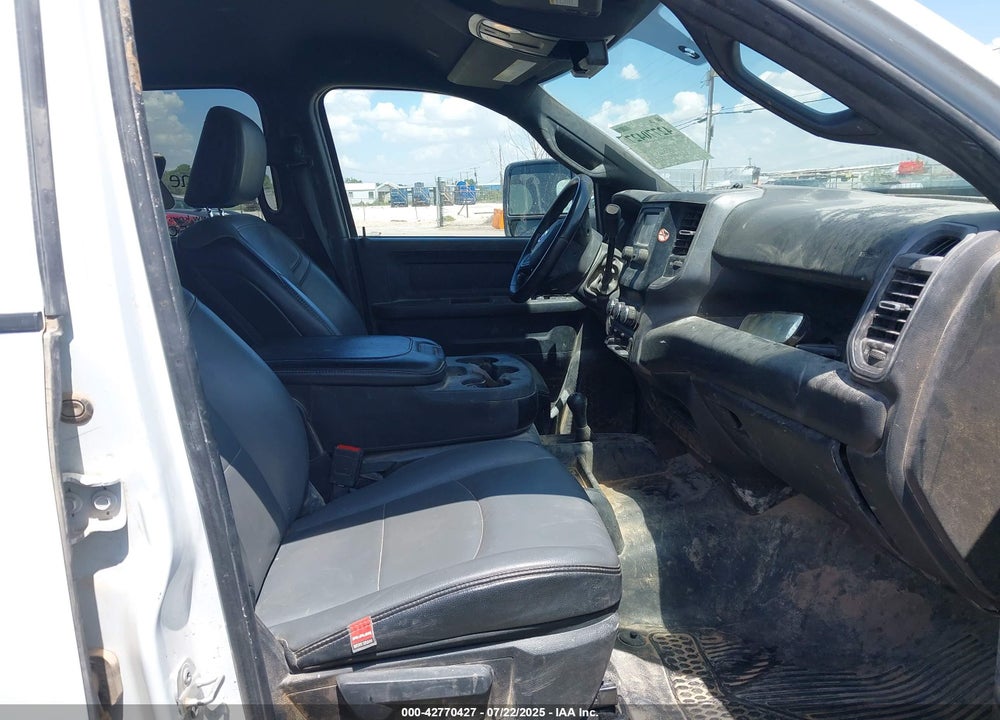 2024 RAM 2500 VIN: 3C6UR5HL3RG157721