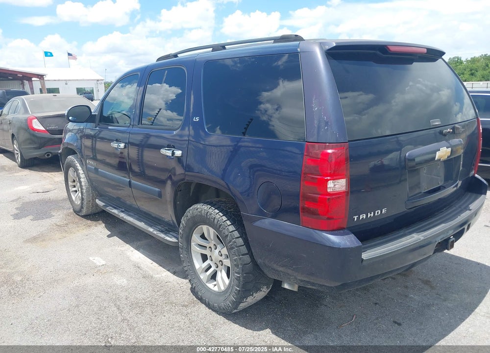 2007 CHEVROLET TAHOE VIN: 1GNFC13017R312330