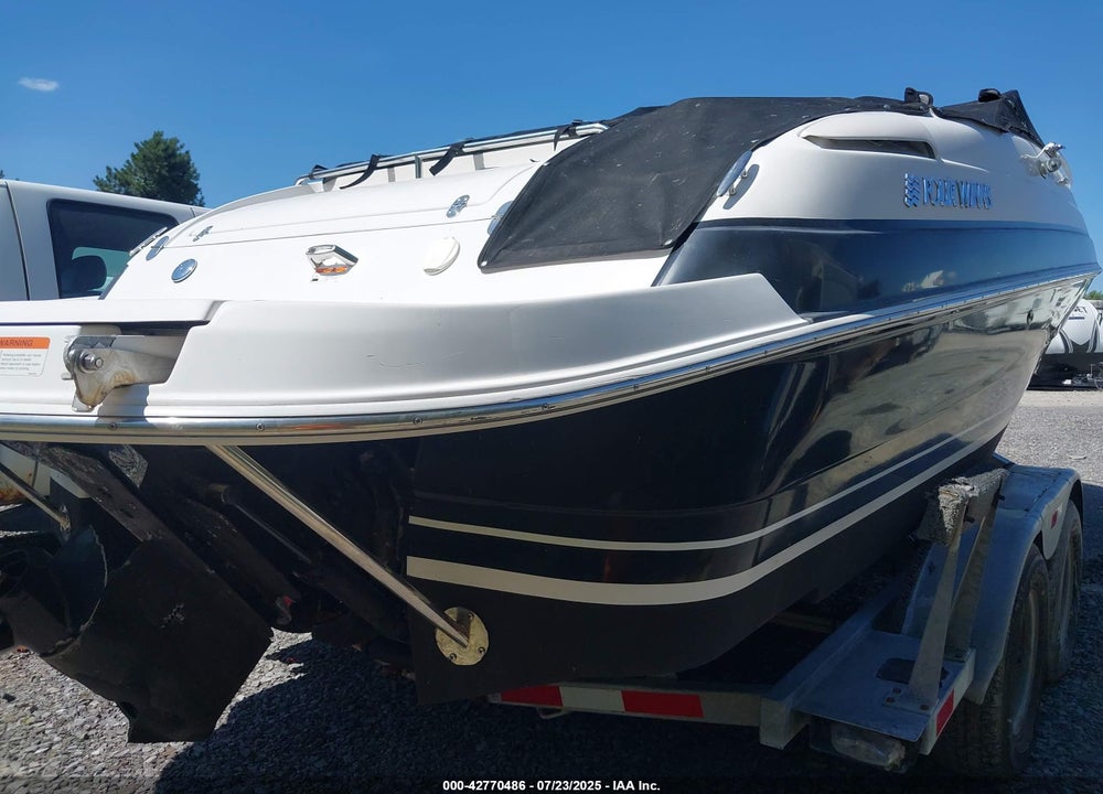2005 FOUR WINNS BOAT FIBER VIN: GFNCR079B505